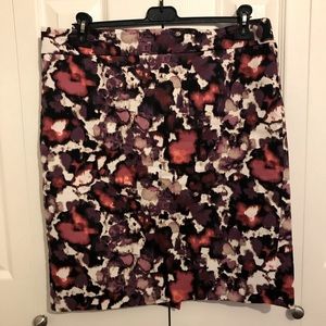 Ann Taylor abstract print pencil skirt